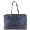 Grand Shopping Tote Quilted Caviar XL